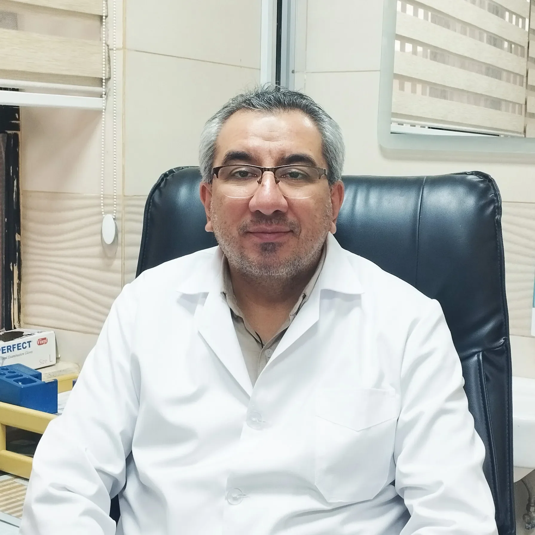 تصویر دکتر حمید جلائی پوستیان
